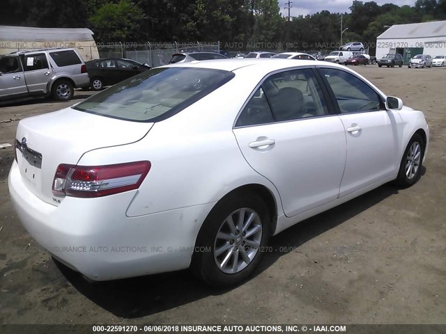 4T1BF3EK6BU662997 - 2011 TOYOTA CAMRY SE/LE/XLE WHITE photo 4