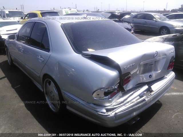 WDBJF70J91B378584 - 2001 MERCEDES-BENZ E 430 SILVER photo 3