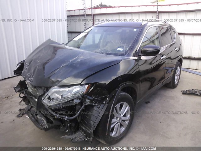 5N1AT2MT6GC737915 - 2016 NISSAN ROGUE S/SL/SV GRAY photo 2