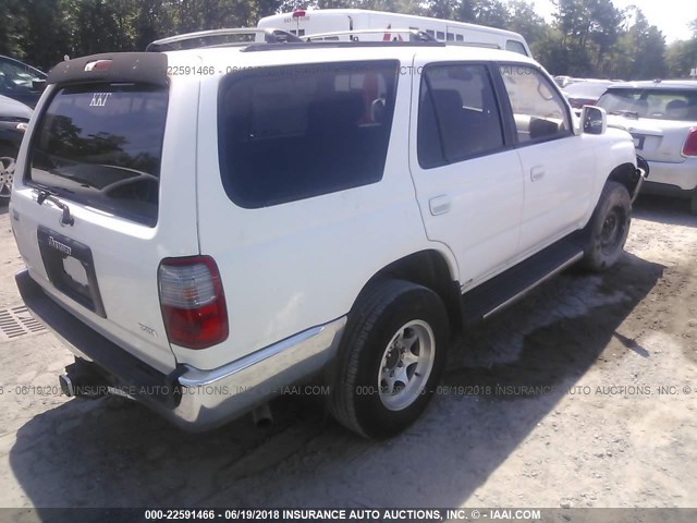 JT3GN86R8W0082299 - 1998 TOYOTA 4RUNNER SR5 WHITE photo 4