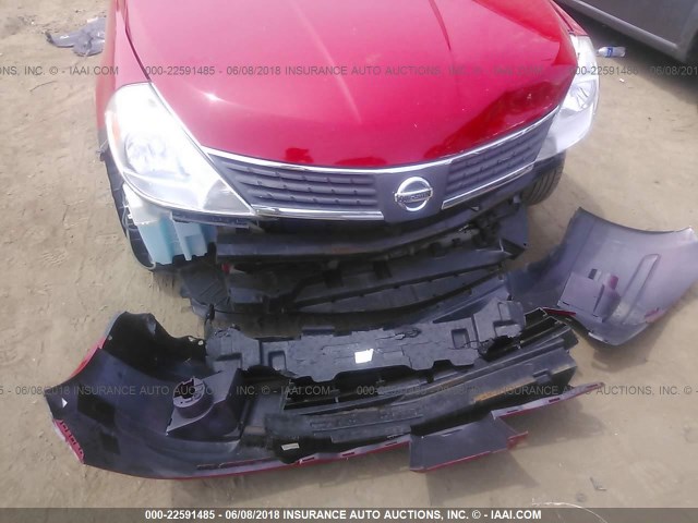 3N1BC13EX9L471153 - 2009 NISSAN VERSA S/SL RED photo 6