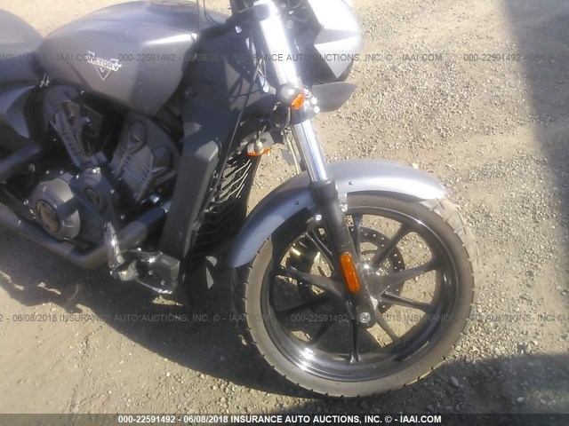 5VPFTB002H3000851 - 2017 VICTORY MOTORCYCLES OCTANE GRAY photo 5