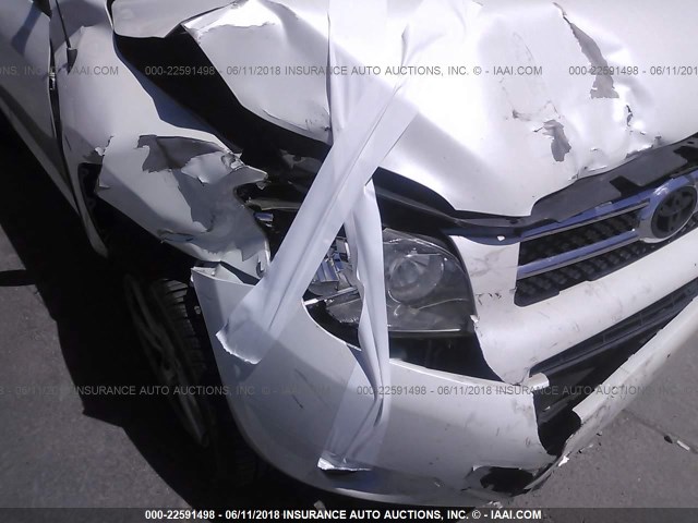 JTMZD31V785102918 - 2008 TOYOTA RAV4 LIMITED WHITE photo 6