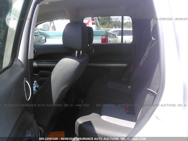 3GNBAAFW0BS539230 - 2011 CHEVROLET HHR LS თეთრი ფოტო 8
