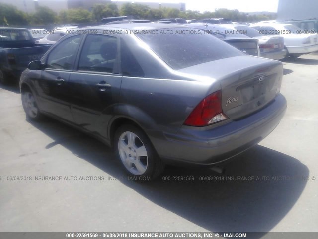 1FAFP34353W110318 - 2003 FORD FOCUS SE COMFORT/SE SPORT GRAY photo 3