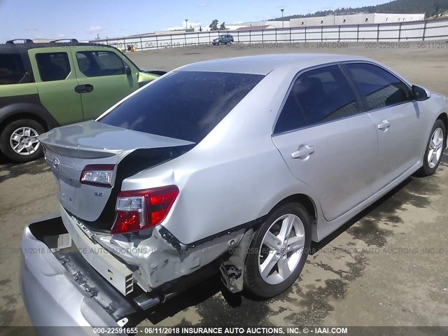 4T1BF1FK7CU094313 - 2012 TOYOTA CAMRY SE/LE/XLE ვერცხლისფერი ფოტო 4