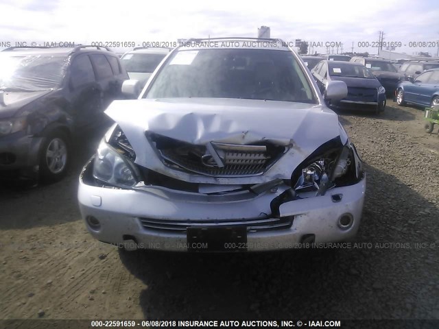 JTJHW31UX82065021 - 2008 LEXUS RX 400H SILVER photo 6