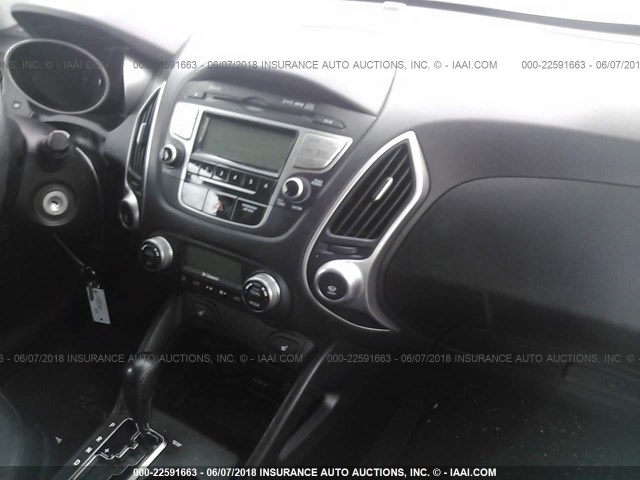 KM8JUCAC1CU541795 - 2012 HYUNDAI TUCSON GLS/LIMITED 银色 照片 5