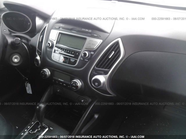 KM8JUCAC1CU541795 - 2012 HYUNDAI TUCSON GLS/LIMITED SILVER photo 5