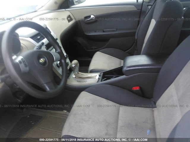 1G1ZG57B59F155198 - 2009 CHEVROLET MALIBU LS WHITE photo 5