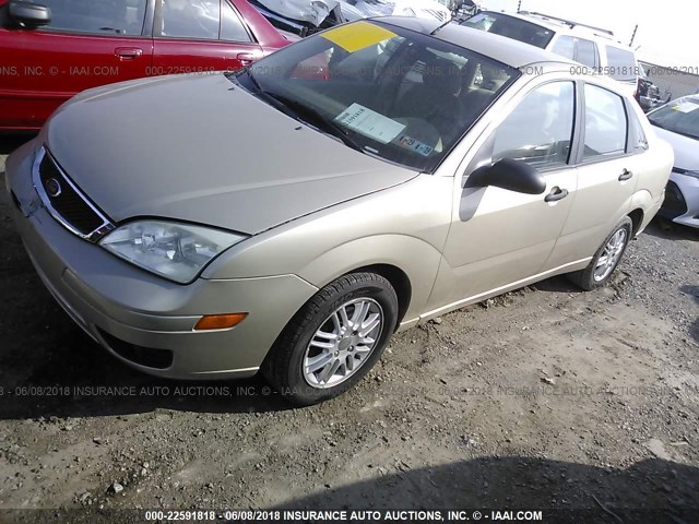 1FAHP34N07W159040 - 2007 FORD FOCUS ZX4/S/SE/SES 金色 照片 2