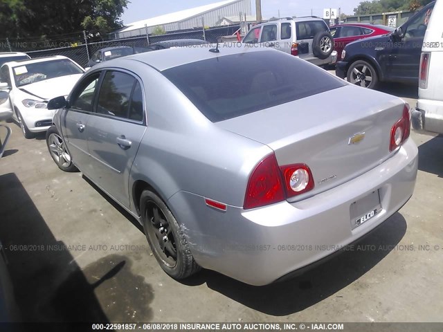 1G1ZB5E17BF243281 - 2011 CHEVROLET MALIBU LS 银色 照片 3