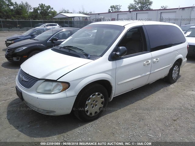 2C4GP44362R537406 - 2002 CHRYSLER TOWN & COUNTRY LX WHITE photo 2