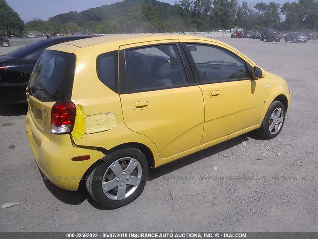 KL1TD66617B786011 - 2007 CHEVROLET AVEO LS YELLOW photo 4