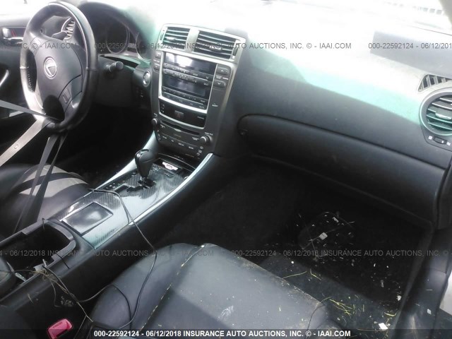 JTHBE262465001662 - 2006 LEXUS IS 350 SILVER photo 5