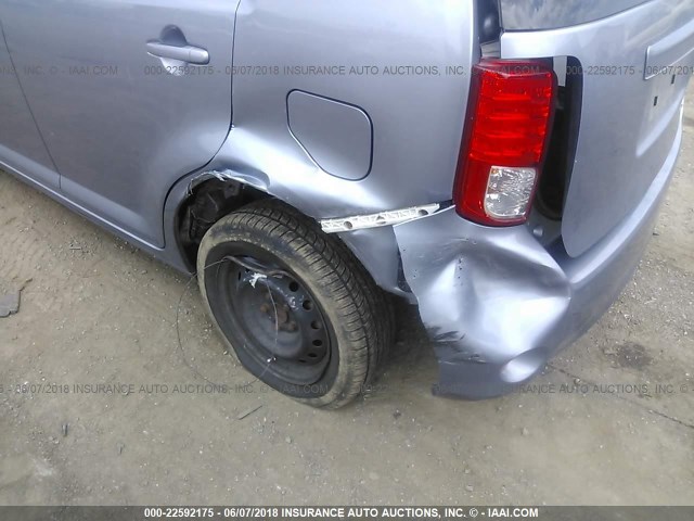 JTLZE4FE4B1130075 - 2011 TOYOTA SCION XB ნაცრისფერი ფოტო 6