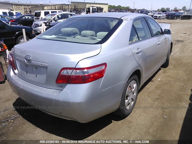 4T4BE46K87R005011 - 2007 TOYOTA CAMRY NEW GENERAT CE/LE/XLE/SE SILVER photo 4