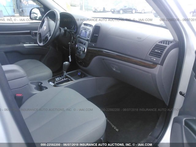 5NMSGDAB8AH410364 - 2010 HYUNDAI SANTA FE GLS SILVER photo 5