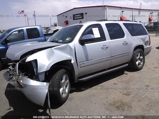 1GNSKKE33BR335888 - 2011 CHEVROLET SUBURBAN K1500 LTZ SILVER photo 2