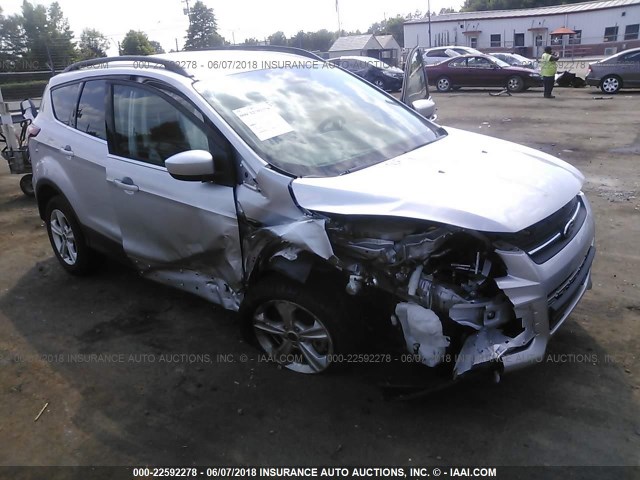 1FMCU0G93GUB79137 - 2016 FORD ESCAPE SE SILVER photo 1