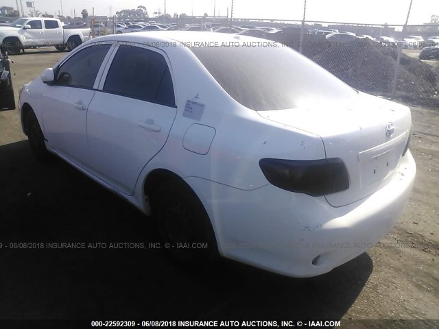 JTDBL40E599073375 - 2009 TOYOTA COROLLA LE/XLE WHITE photo 3