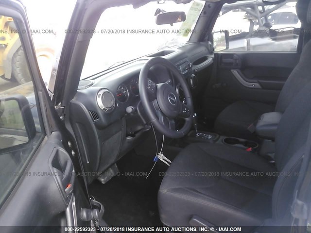1C4AJWAG3JL857347 - 2018 JEEP WRANGLER SPORT Qara foto 5
