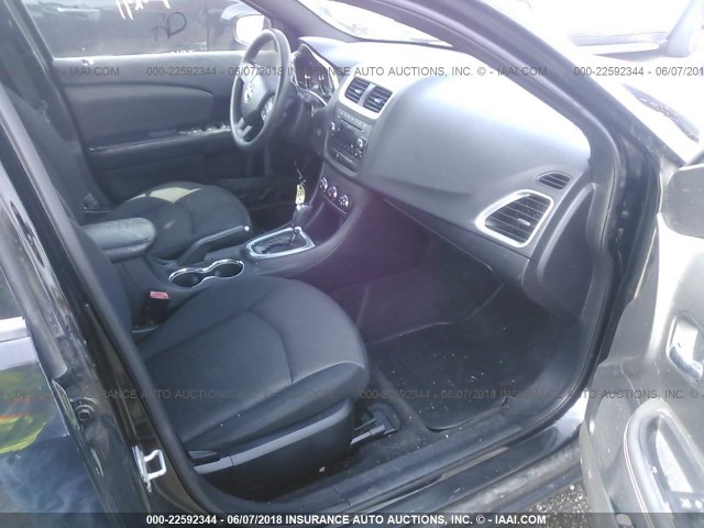 1B3BD4FB2BN545282 - 2011 DODGE AVENGER EXPRESS 黑色 照片 5