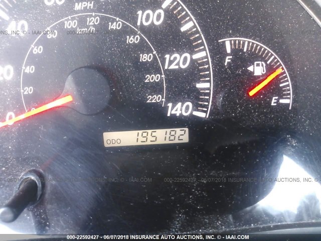 4T1BE32K65U045661 - 2005 TOYOTA CAMRY LE/XLE/SE ვერცხლისფერი ფოტო 7