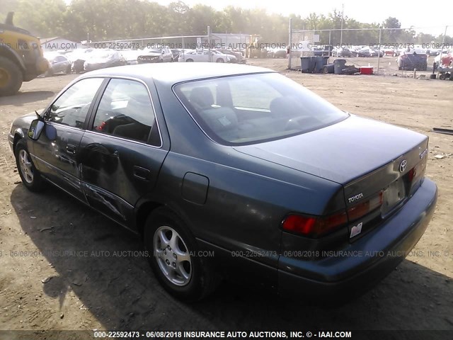 4T1BG22K2WU248410 - 1998 TOYOTA CAMRY CE/LE/XLE 绿色 照片 3