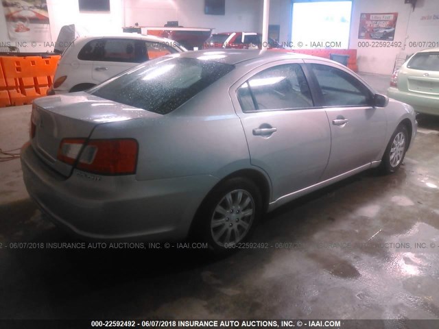 4A32B2FFXBE024819 - 2011 MITSUBISHI GALANT FE GRAY photo 4