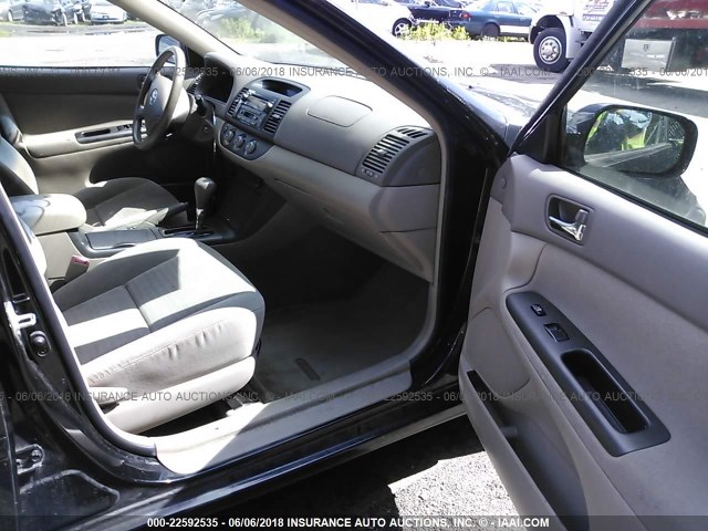 4T1BE32K06U677654 - 2006 TOYOTA CAMRY LE/XLE/SE 黑色 照片 5