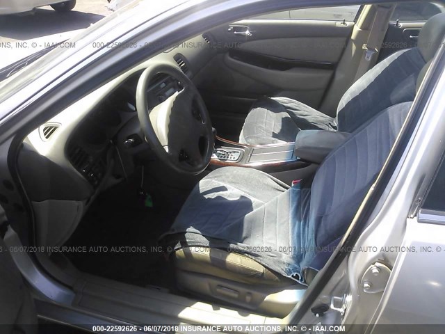 19UUA564XXA044843 - 1999 ACURA 3.2TL Złoty zdjęcie 5
