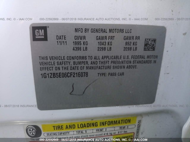 1G1ZB5E06CF216078 - 2012 CHEVROLET MALIBU LS WHITE photo 9