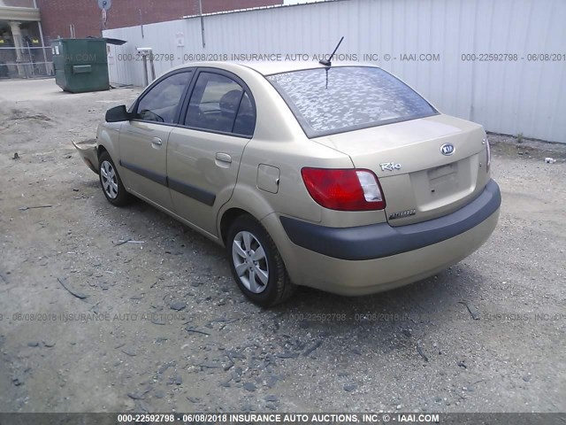 KNADE223196521886 - 2009 KIA RIO LX/SX GOLD photo 3