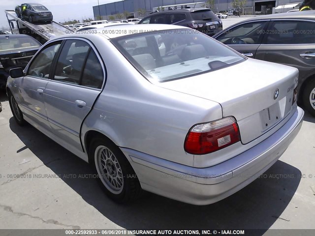 WBADT43471GF59956 - 2001 BMW 525 I AUTOMATIC SILVER photo 3