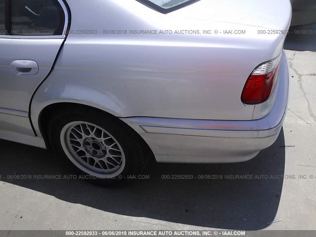 WBADT43471GF59956 - 2001 BMW 525 I AUTOMATIC SILVER photo 6