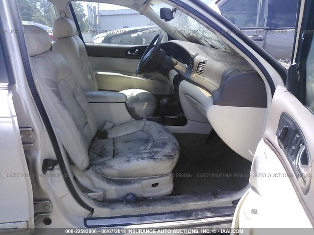 1LNLM97V7VY623871 - 1997 LINCOLN CONTINENTAL  白色 照片 5