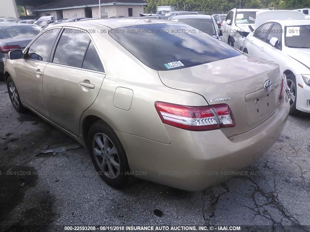 4T1BF3EK2BU653889 - 2011 TOYOTA CAMRY SE/LE/XLE ოქროსფერი ფოტო 3