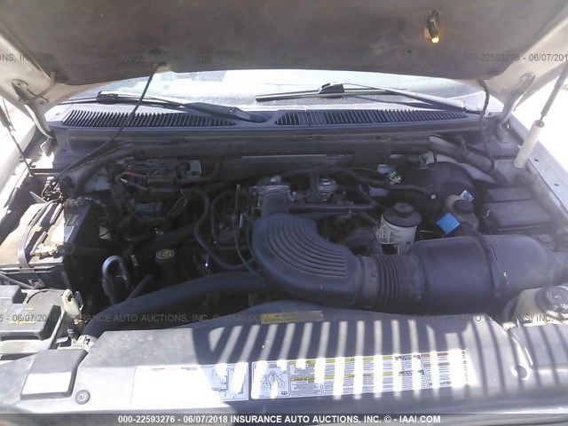 5LMPU28L1WLJ29605 - 1998 LINCOLN NAVIGATOR WHITE photo 10