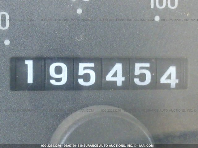 5LMPU28L1WLJ29605 - 1998 LINCOLN NAVIGATOR WHITE photo 7