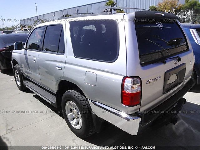 JT3GN86R010206056 - 2001 TOYOTA 4RUNNER SR5 SILVER photo 3