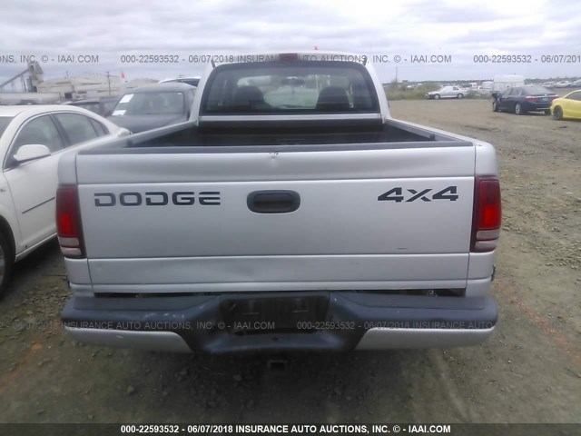 1B7GG32N92S659500 - 2002 DODGE DAKOTA SPORT/RT SILVER photo 6