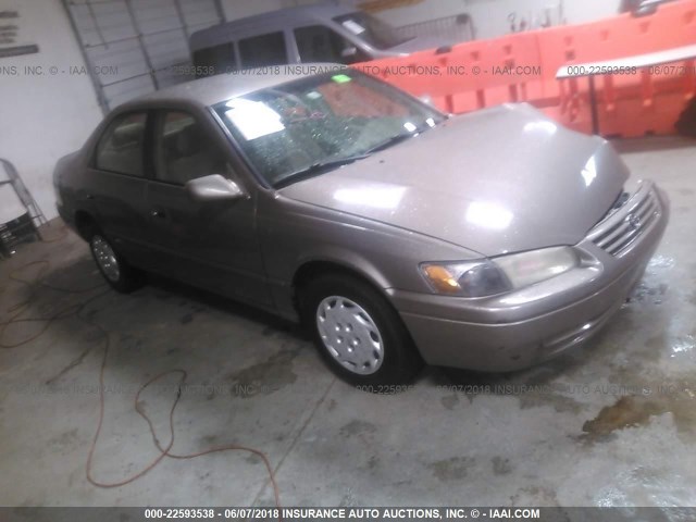 4T1BG22K4XU426545 - 1999 TOYOTA CAMRY CE/LE/XLE BEIGE photo 1