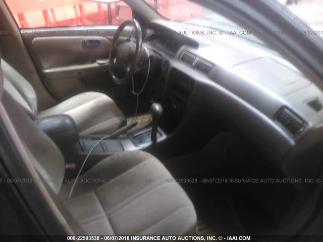 4T1BG22K4XU426545 - 1999 TOYOTA CAMRY CE/LE/XLE BEIGE photo 5