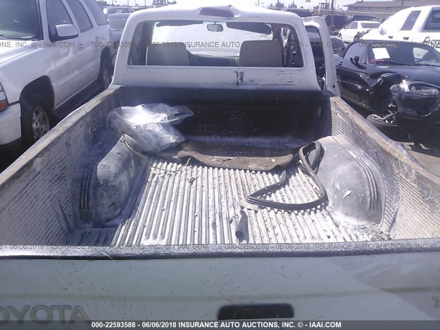 5TENL42N51Z765168 - 2001 TOYOTA TACOMA WHITE photo 8