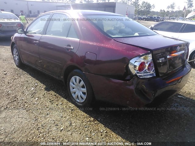 4T1BE32K45U395418 - 2005 TOYOTA CAMRY LE/XLE/SE მუქწითელი ფოტო 3