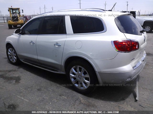 5GAKVDED0CJ302689 - 2012 BUICK ENCLAVE WHITE photo 3