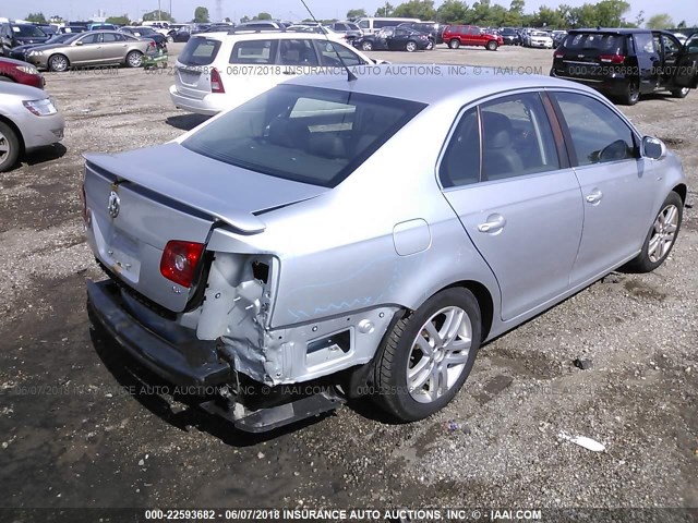 3VWEF71K87M118279 - 2007 VOLKSWAGEN JETTA WOLFSBURG 银色 照片 4
