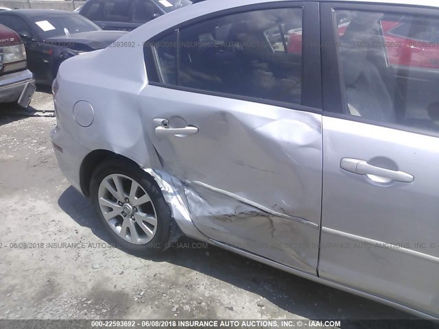 JM1BK12F971626404 - 2007 MAZDA 3 I SILVER photo 6