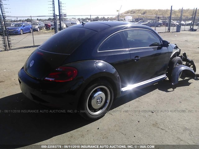 3VWJX7AT9DM600663 - 2013 VOLKSWAGEN BEETLE BLACK photo 4